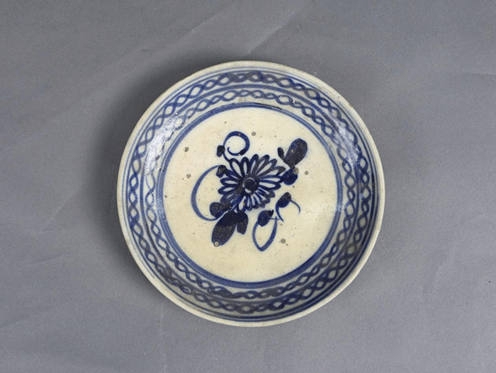 清青花瓷盘